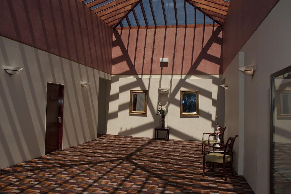 Hotel Vr Hamilton Extérieur photo